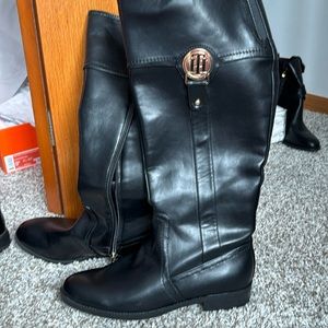 Brand new leather Tommy Hilfiger knee boots